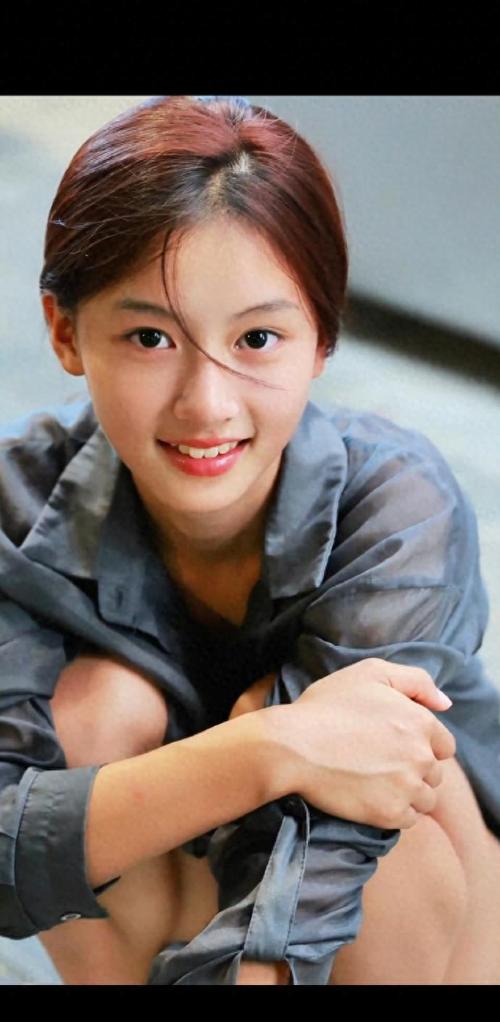 女星七七是谁_演员七七_七七女明星