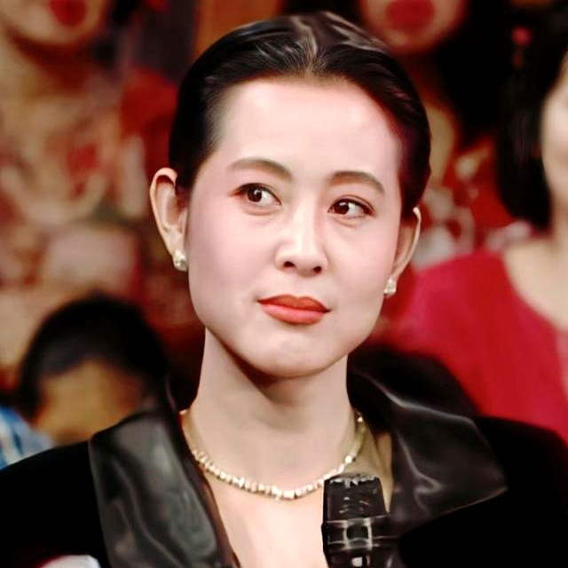 女明星 发型_审美拐弯50年_翻看100位女星名单